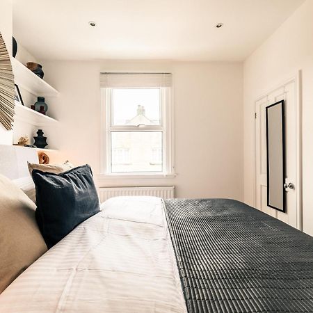 The Broadway Bath - 2 Bedrooms With Parking, Central Bath Bagian luar foto