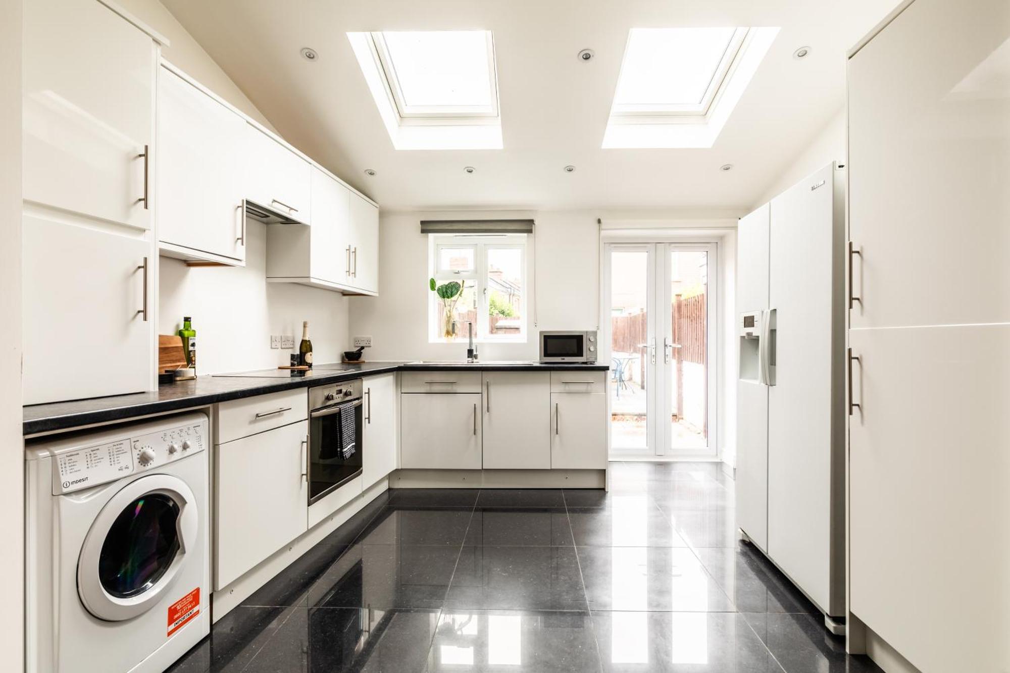The Broadway Bath - 2 Bedrooms With Parking, Central Bath Bagian luar foto